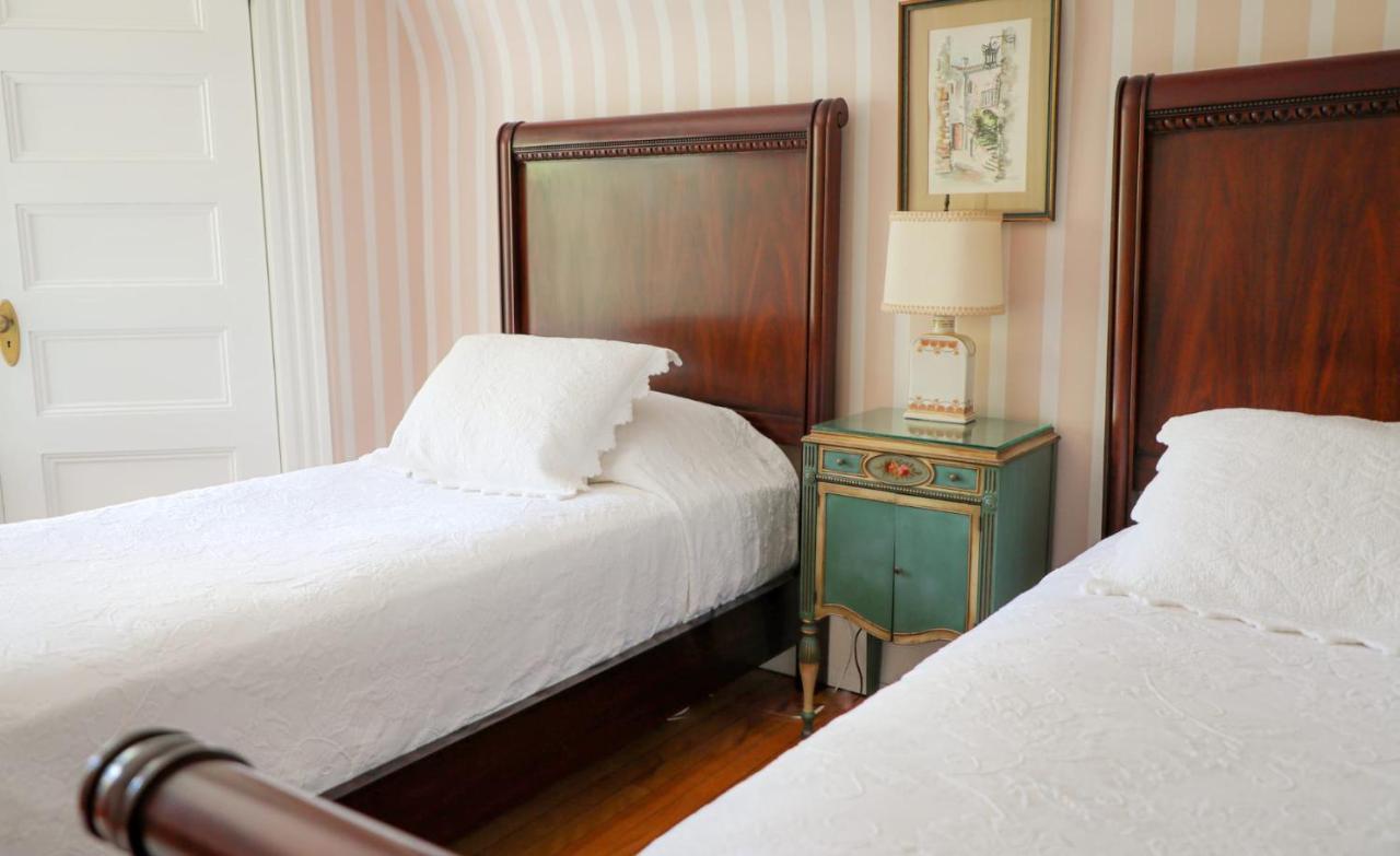 The Belmont Inn 卡姆登 外观 照片